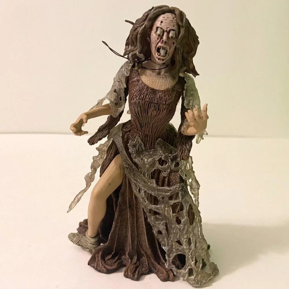 Vintage 1999 McFarlane  The Crone Sleepy Hollow 6 Inch Tall Figure Loose - Picture 13 of 13